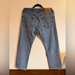 Levi's Men's Light Blue Straight Jeans